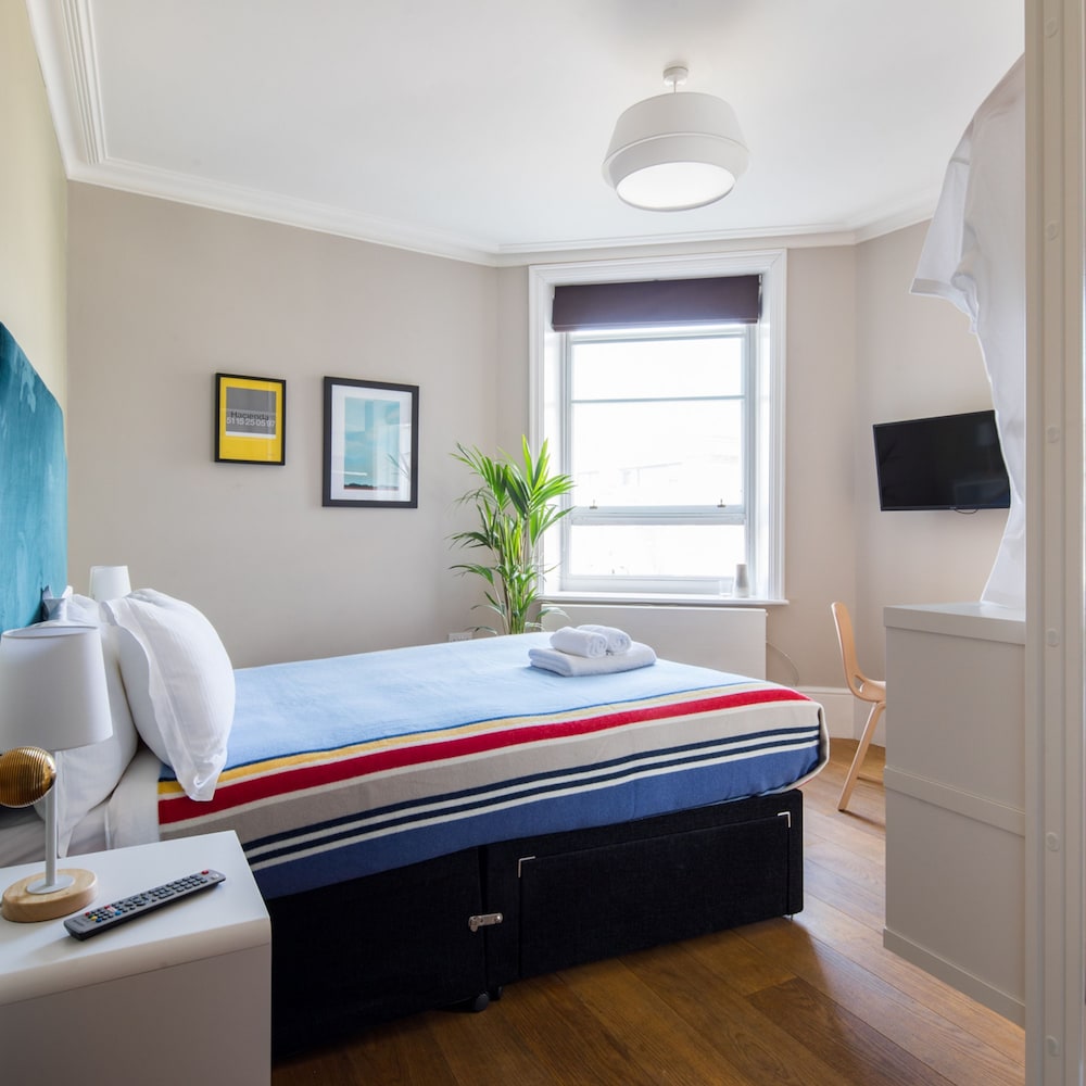 Amazing Covent Garden Studio - Netflix Nespresso