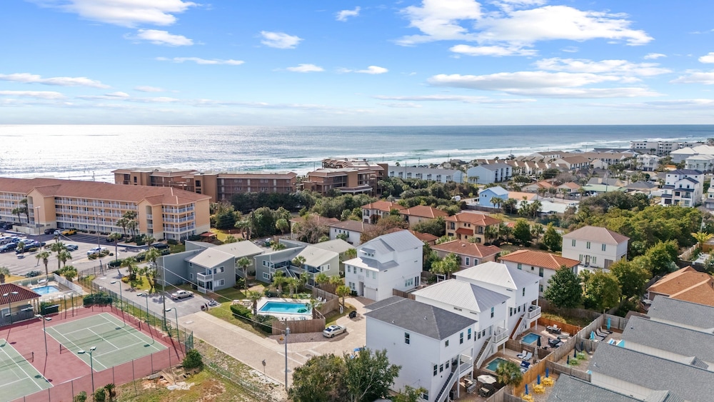 Blue Surf Lane Miramar Beach Home w Pool Firepit Golf Cart Quick Beach Access
