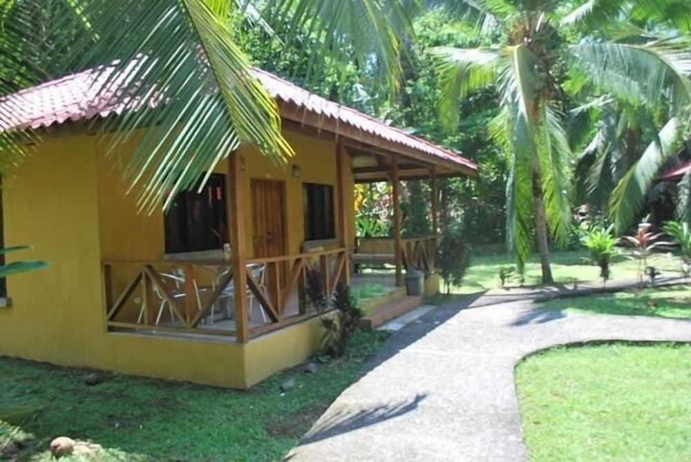 El Pizote Lodge