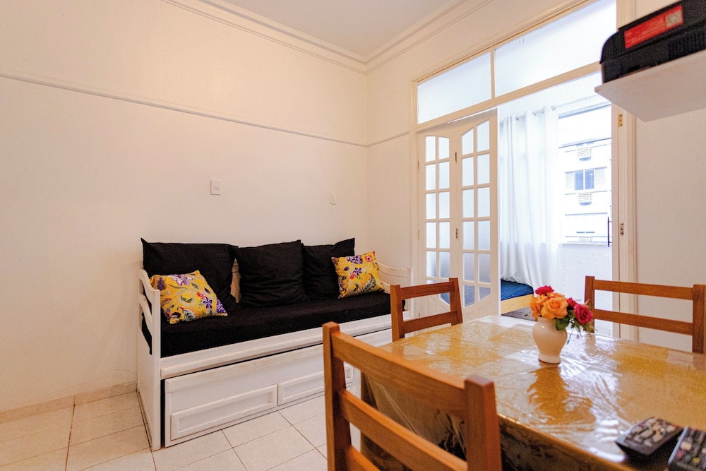 SUH Copacabana 103 Posto 6
