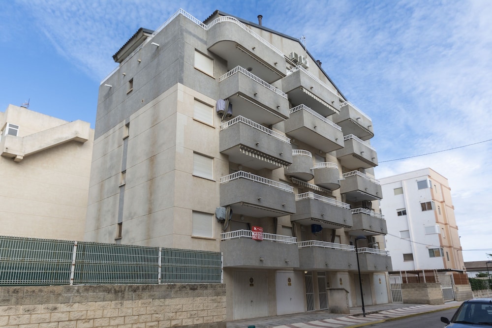Estornell With 2 Bedrooms and 1 Bathrooms