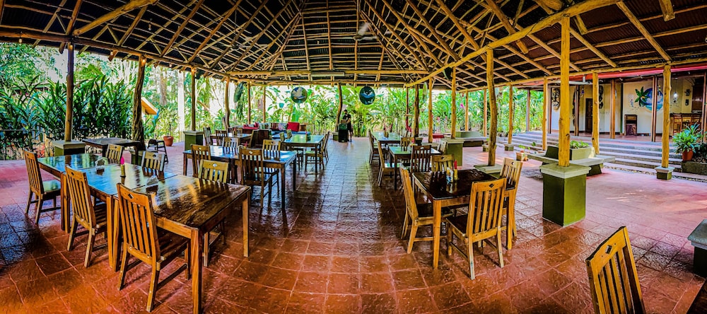 Jaco Hotel Docelunas