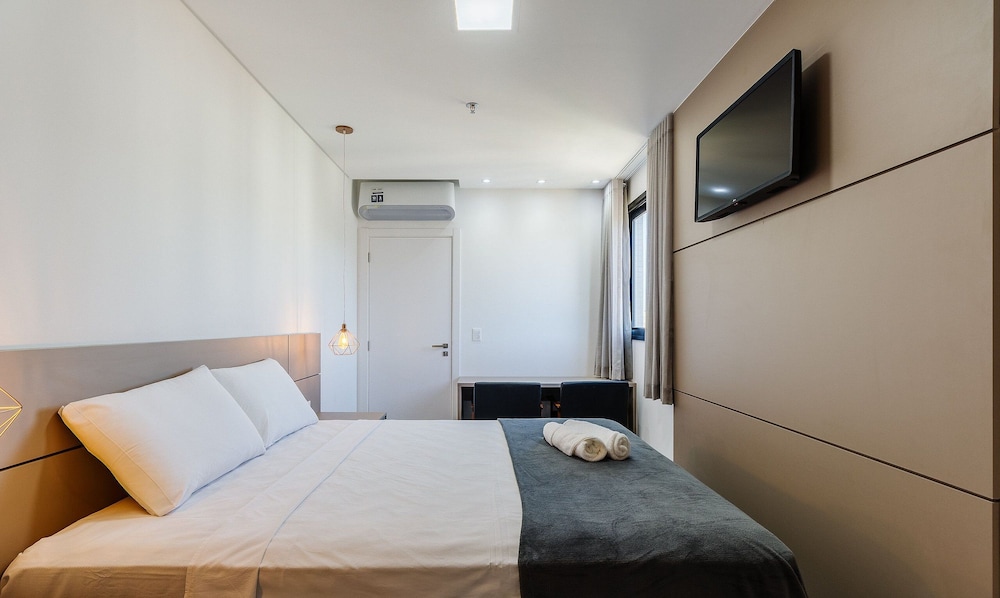 MHF II Apts Variados em Prédio com Vista para o Mar em Itapema