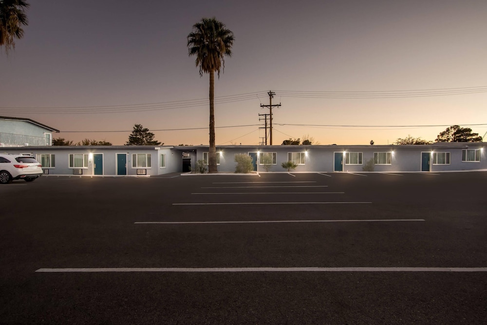 Suburban Studios Ridgecrest near China Lake Naval Station
