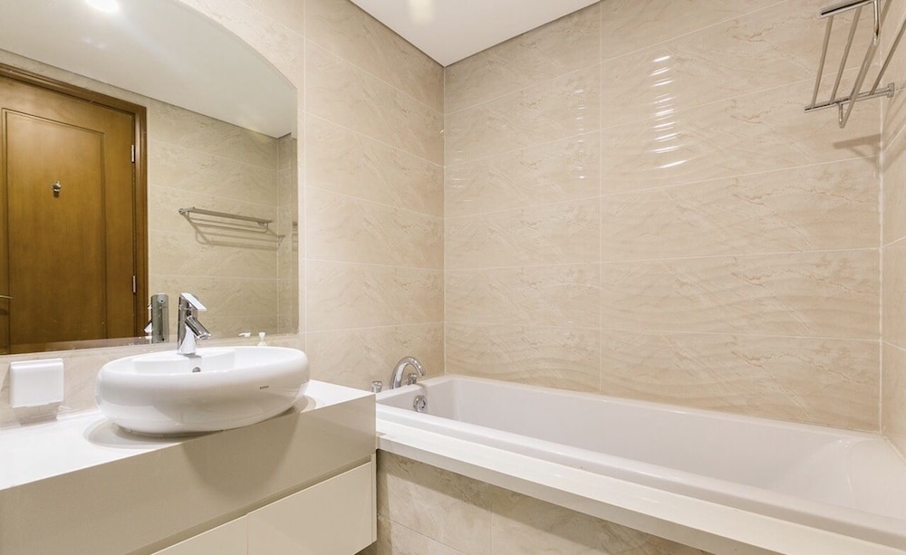 LANDMARK PLUS RESIDENCES LUXURY SUITE