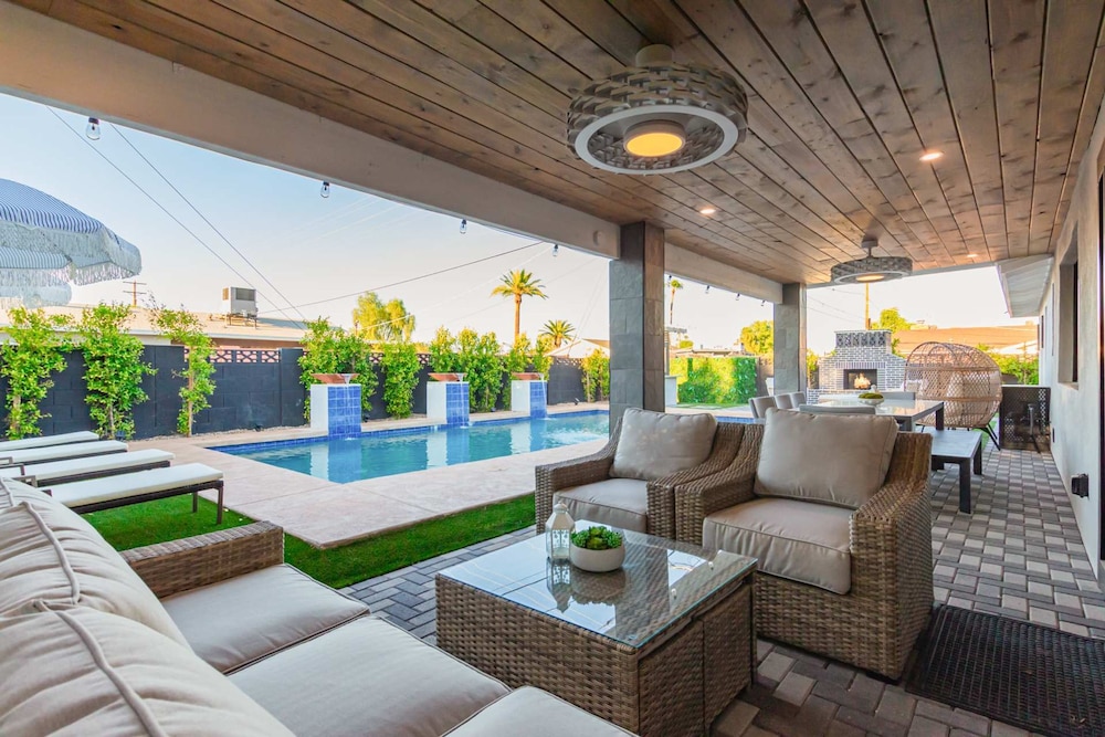 NEW The Kensington Custom Pool Al-fresco Living