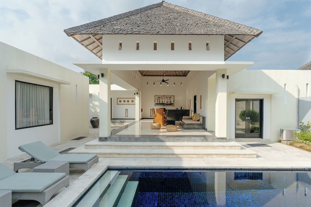 The Seminyak Suites Private Villas