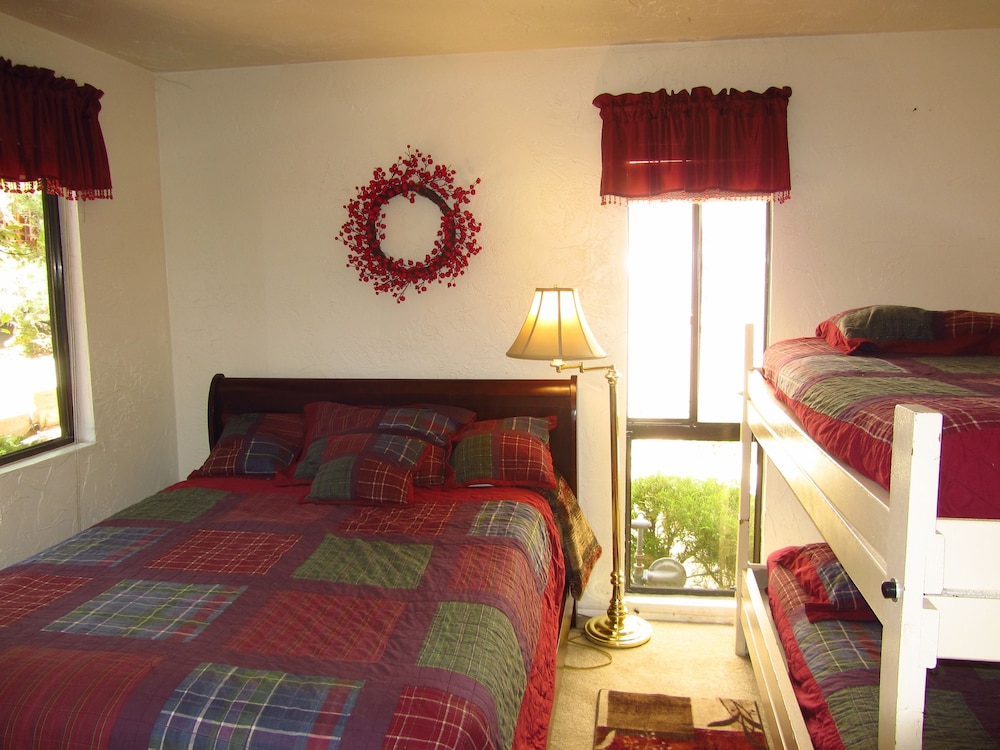 Snow Summit Townhouse Rentals & Sales