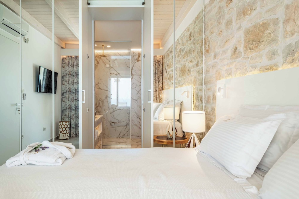 Horizon Blue Villa