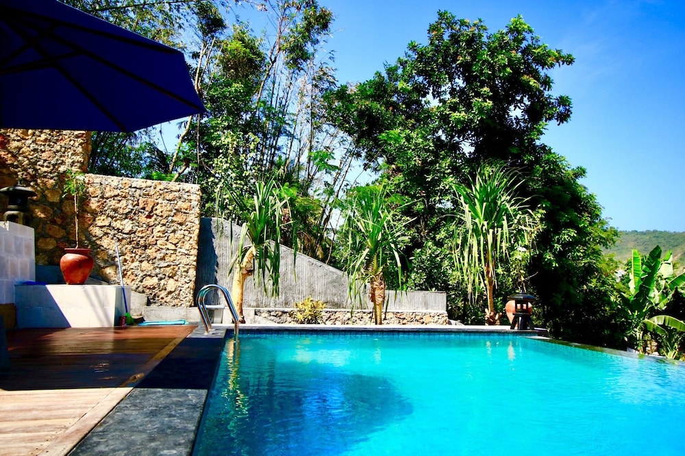 Yoki's Bungalows