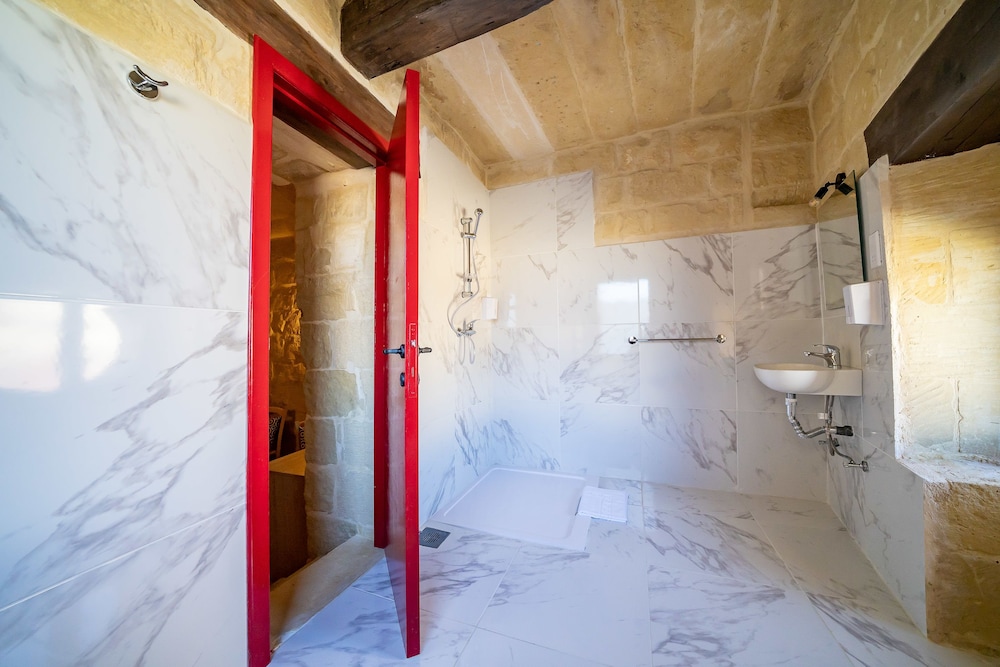 Ta' Pinu B&B, photo 65