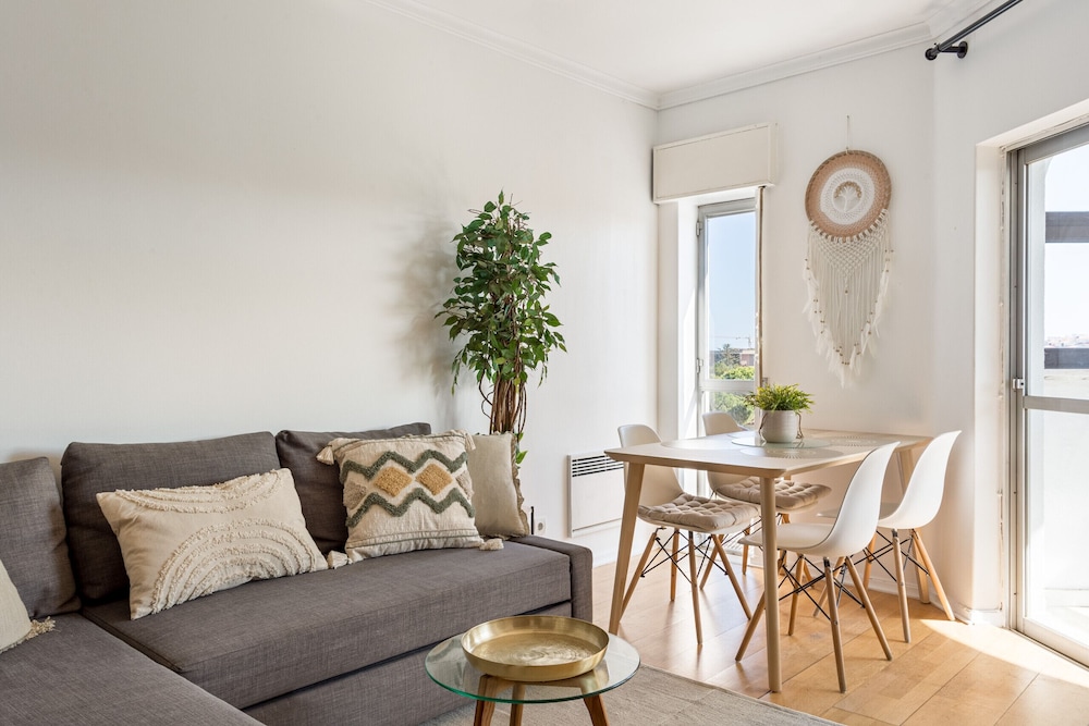 Cascais Ocean View by Homing