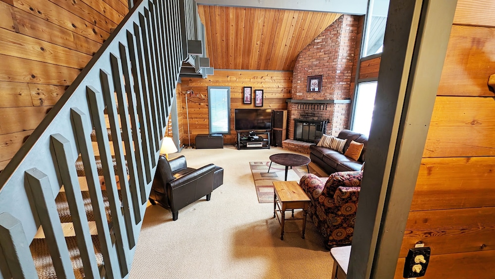 Lava Top 1 2 Bedroom Home