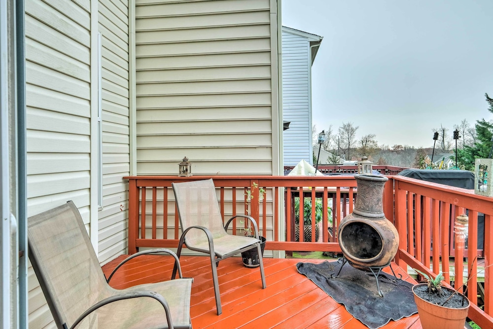 Spacious Odenton Townhome: 21 Mi to Baltimore view 5