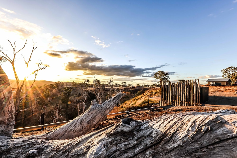 Clifftop at Hepburn