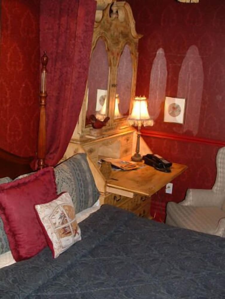 Boggs Mansion