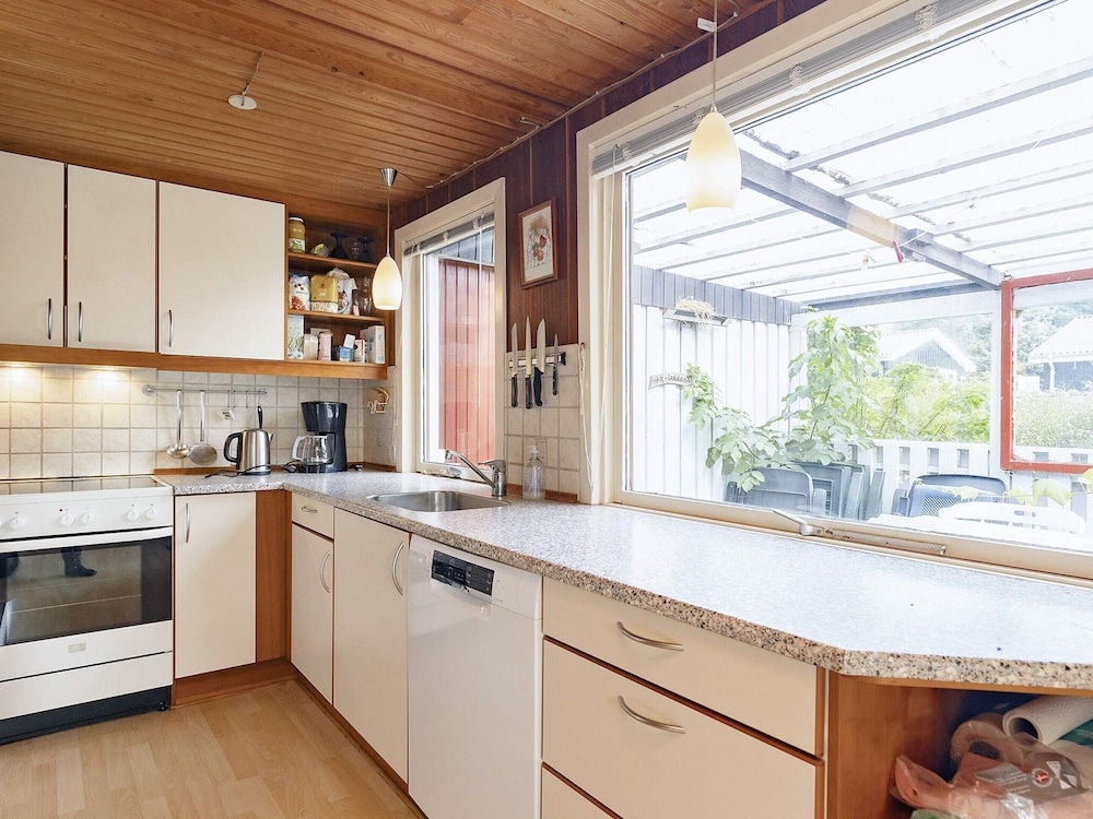 6 Person Holiday Home in Lokken-by Traum