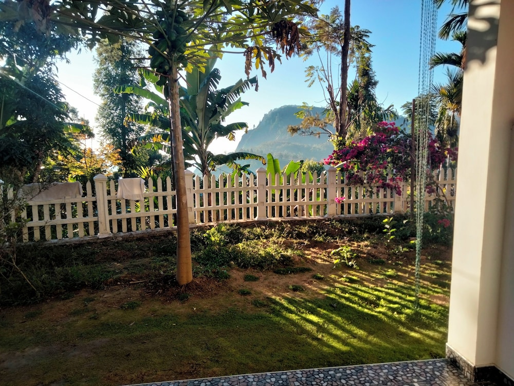 Pearl villa Ella