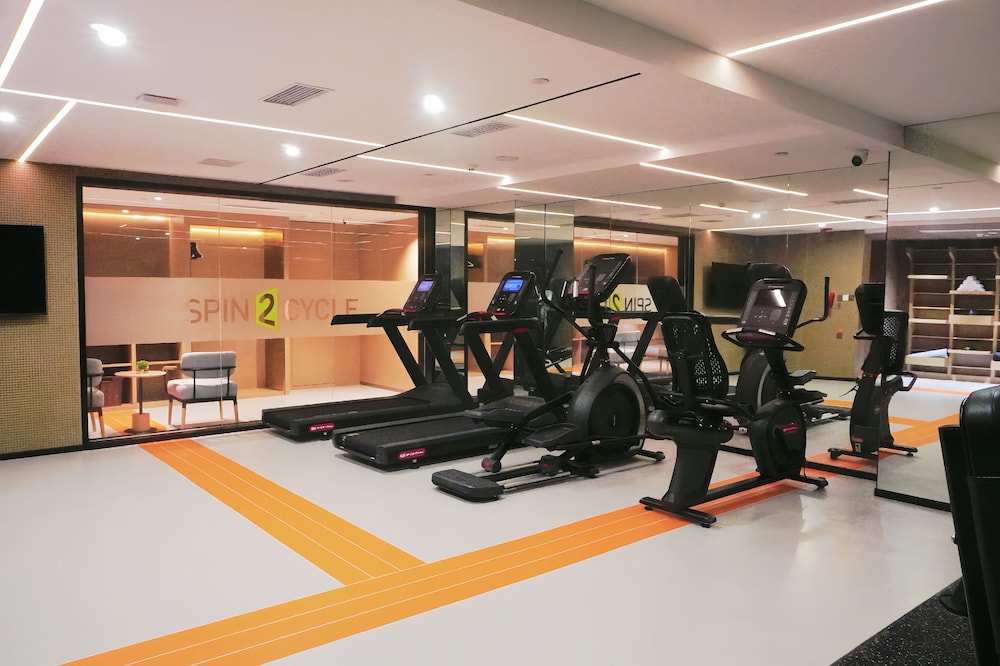 Rezen Longuu Hotel - Guangzhou Baiyun Airport Cultural Tourism City