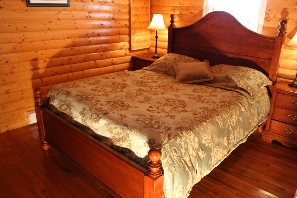 Burnt Cape Cabins
