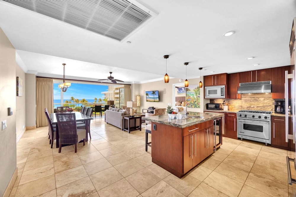 Honua Kai Hokulani Collection by KBM - 3 Units on same floor (423/424/425)