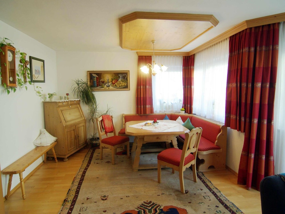 Great Holiday Home in Hippach With sun Terrace