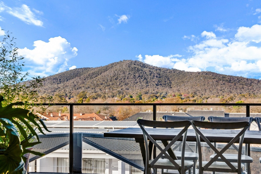 Mountain View City Center Apartment With BBQ