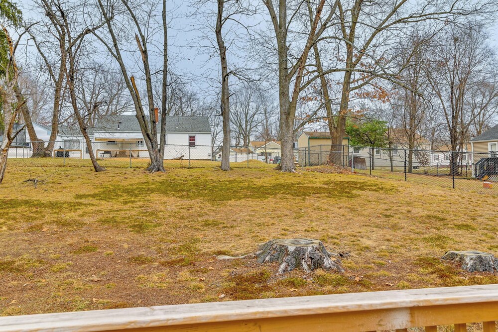 Modern Home w/ Spacious Yard in Springfield!