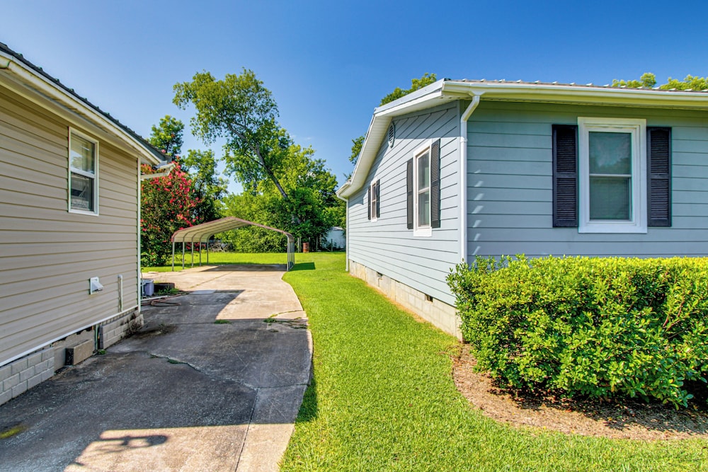 2 Mi to Shops & Eats: Family Home in Donalsonville