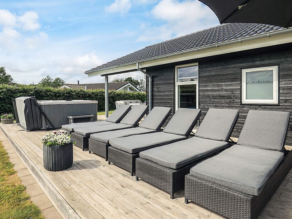 5 Star Holiday Home in Hadsund