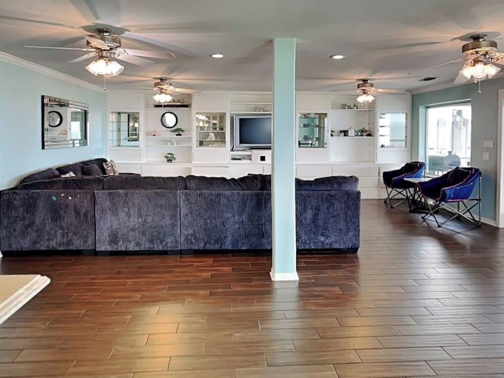 Harbor View Breeze by Ryson Vacation Rentals