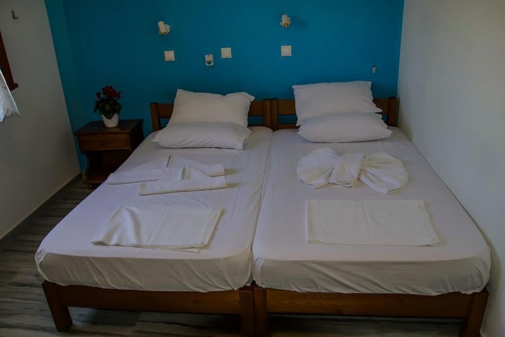 Ioanna Rooms