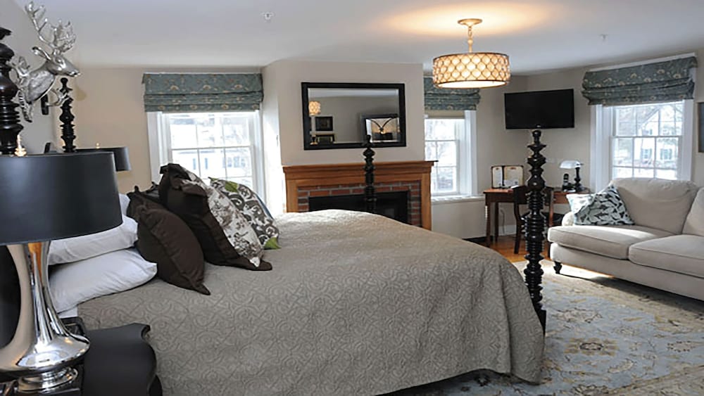 The Lyme Inn
