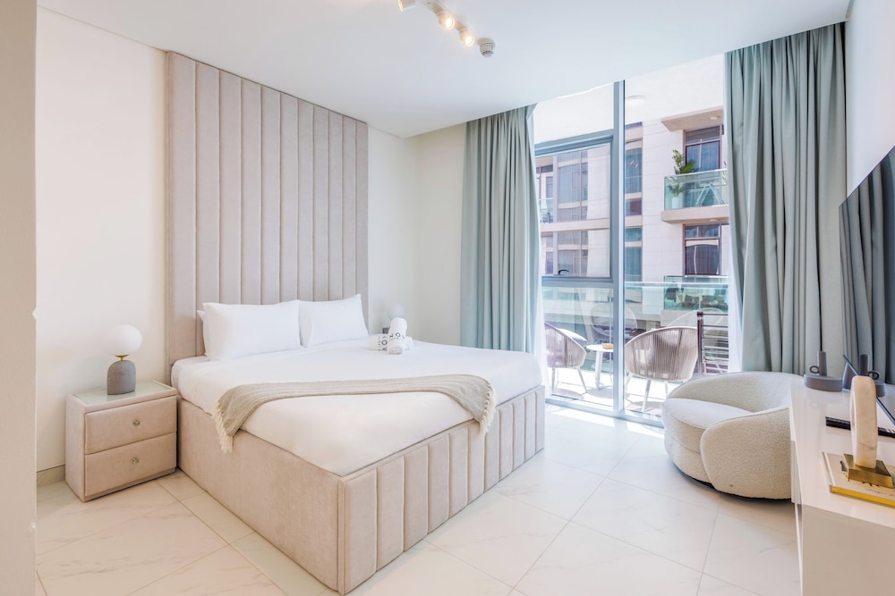 Charming 1BR Apt - Near Downtown Dubai