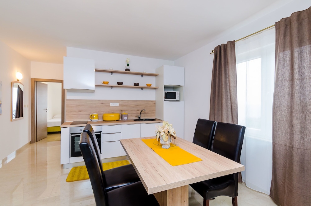 Apartments Sandito