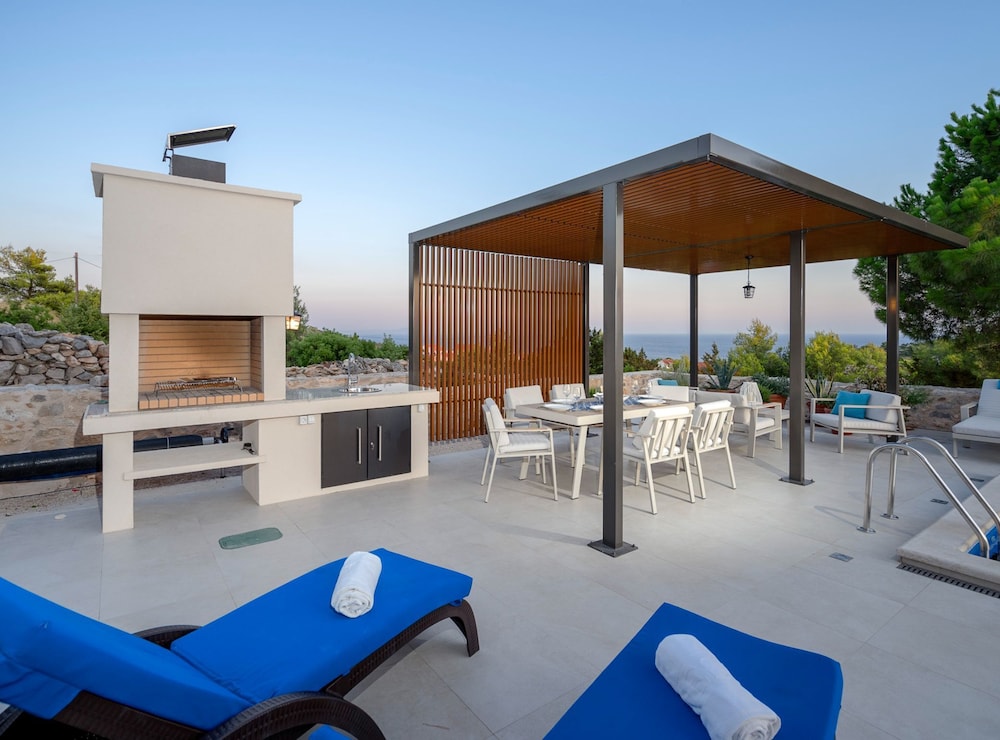 Hvar Island Serenity Sky Villa
