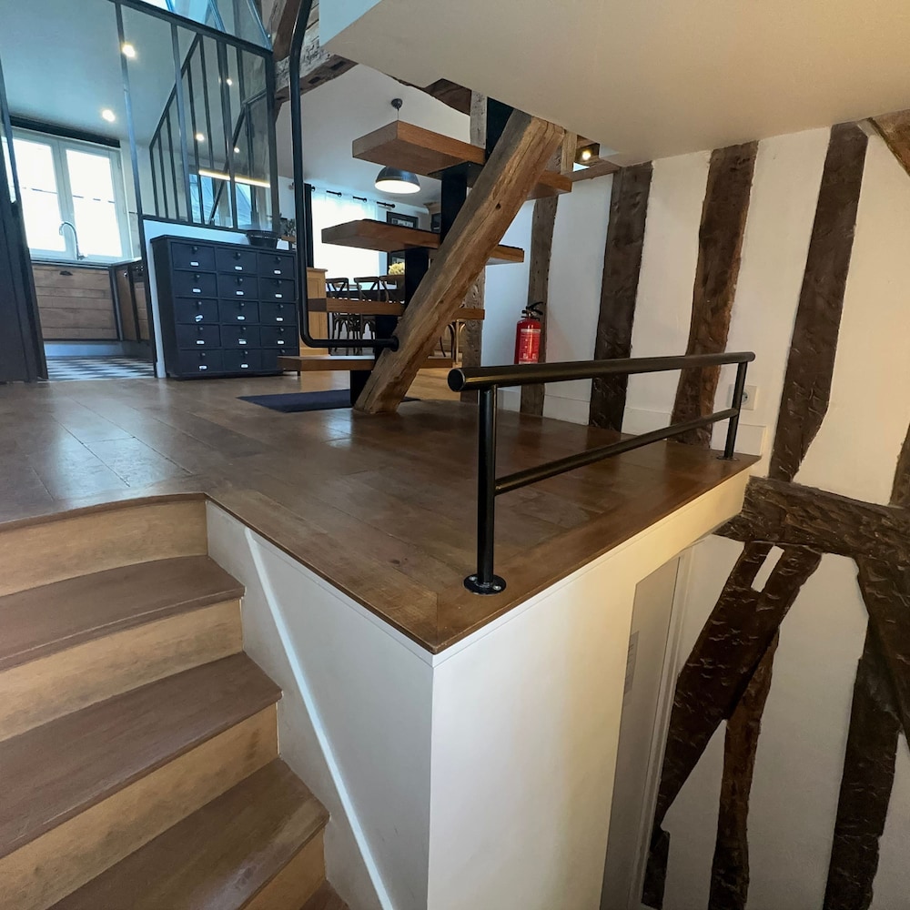 Dreamy Rive Gauche Modern 2 Bed Apt in Paris
