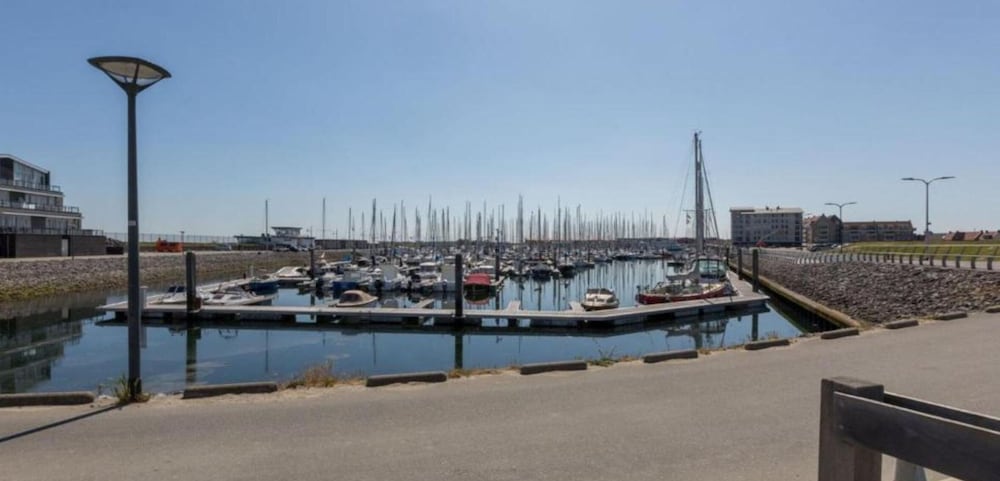 Penthouse in Sint-annaland by the Beach