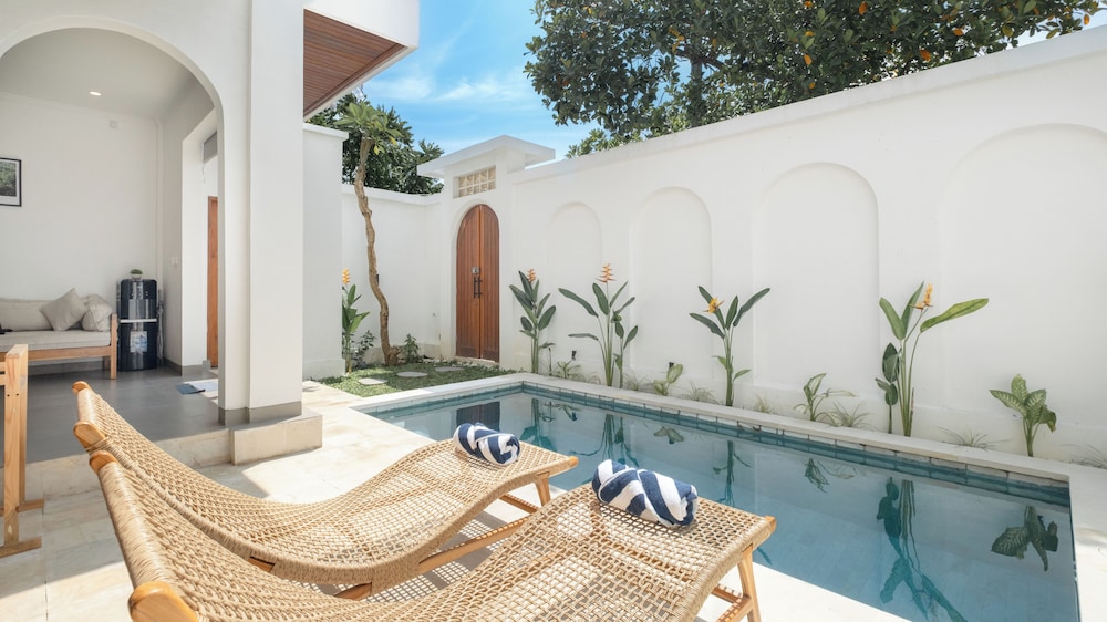 Villa Kamila 1 by Villa Finder