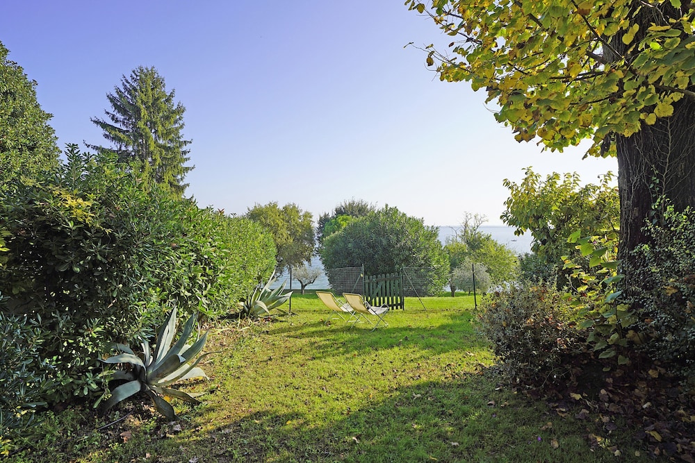 Il Melagrano A12 by Wonderful Italy