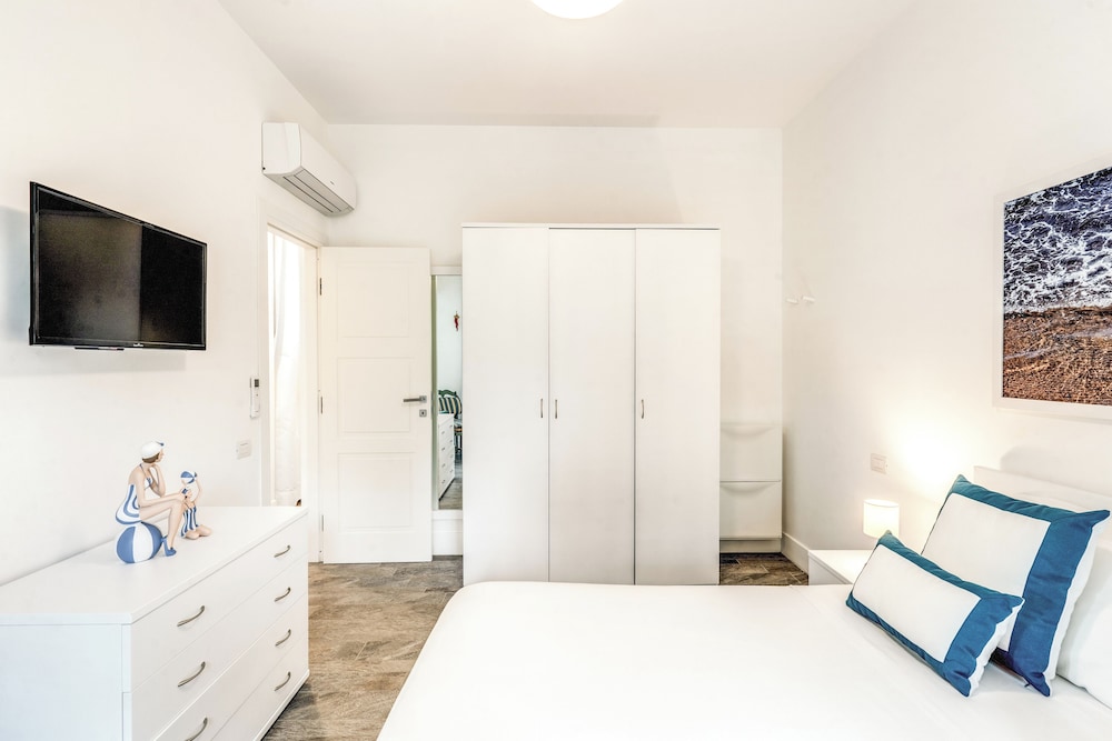 IL CANTO DELLE SIRENE - SOFIA APARTMENTS