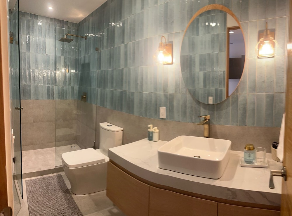 Bright & sweet unit in middle Polanco