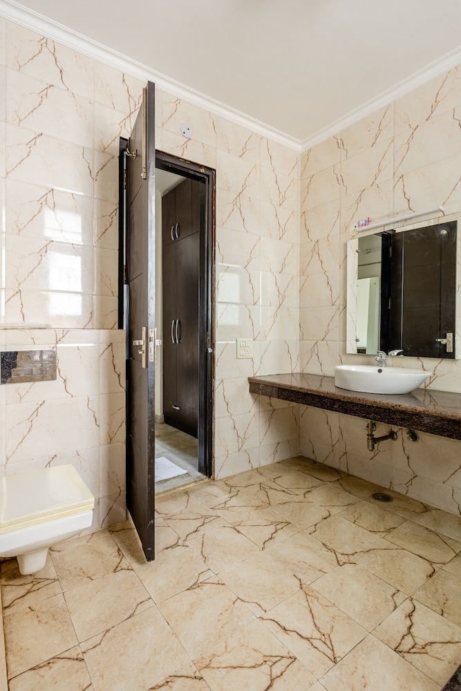 Lime Tree Apartment - 636 Sec 43 Gurgaon