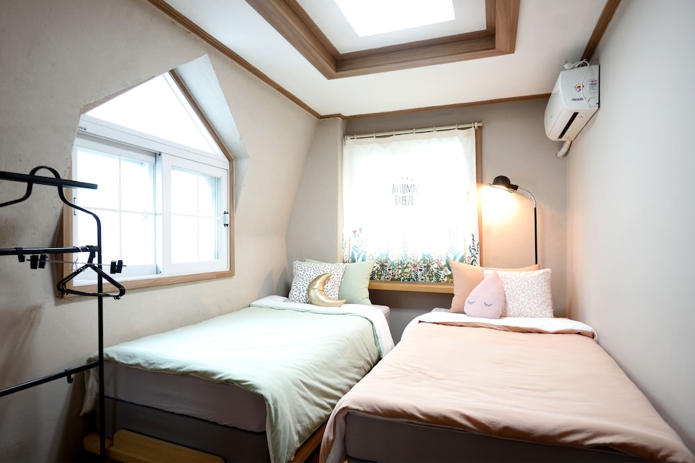 The One Hostel