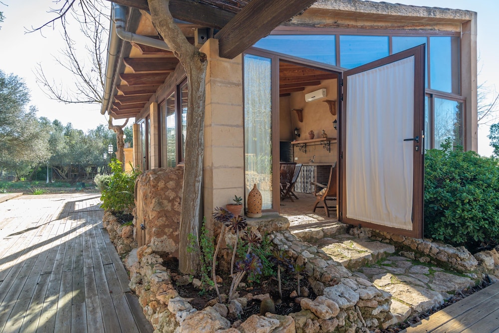 Canaus in Campos With 3 Bedrooms and 2 Bathrooms view 3