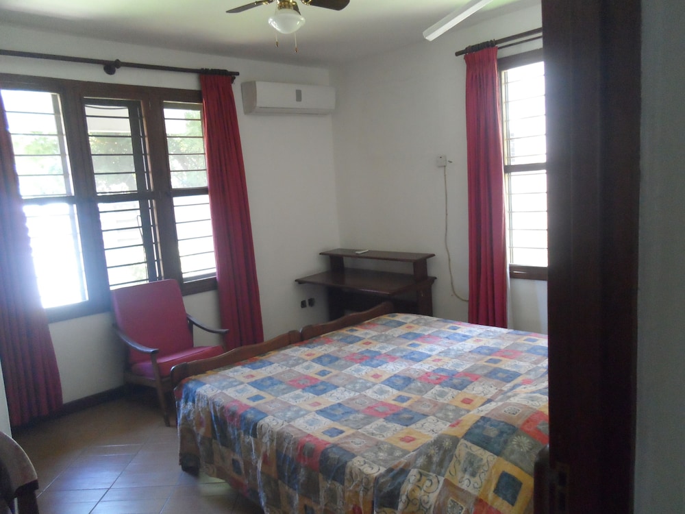 Upanga B&B - UN Road
