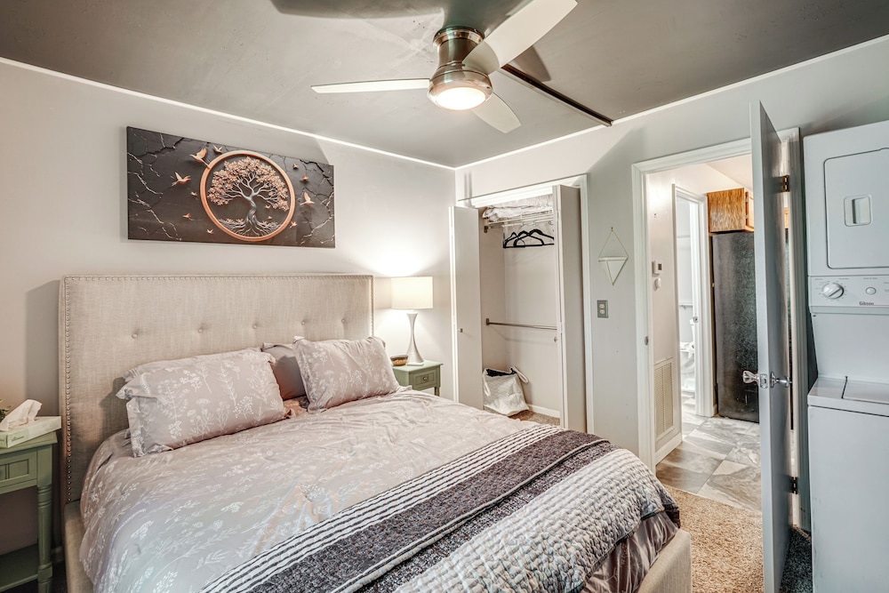 Hike, Fish & Golf: Condo 5 Mi to Ozone Falls!