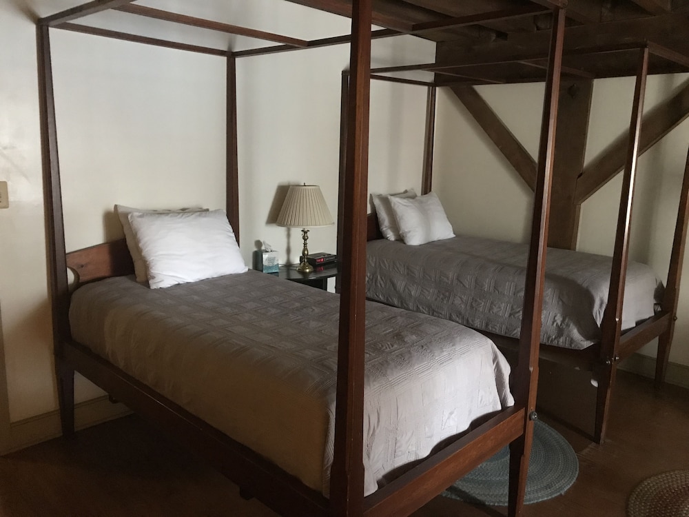 Inn at Millrace Pond view 4