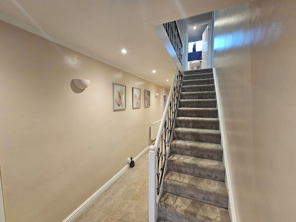 Seaside Escape at Ty Bugail - Holyhead