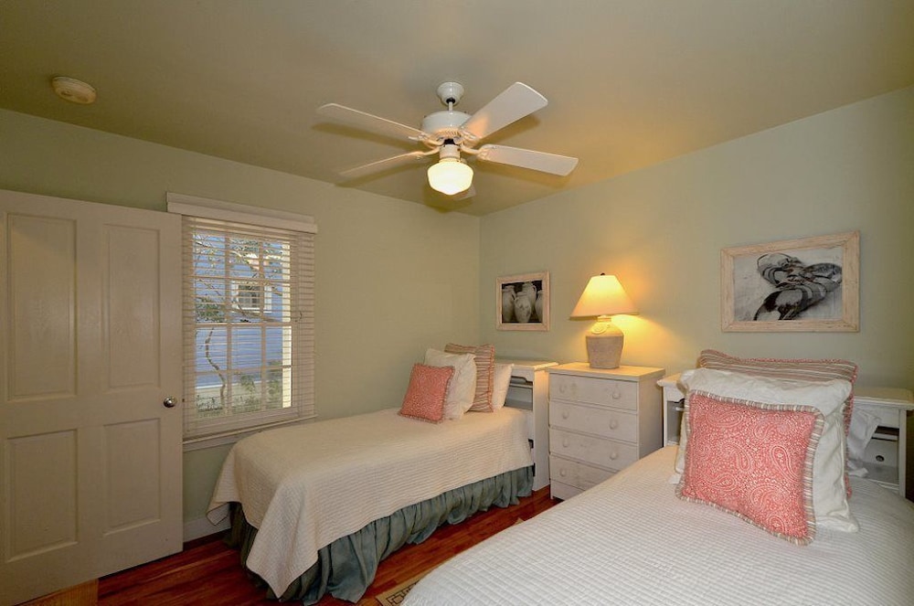 Cottage Rental Agency - Seaside, Florida